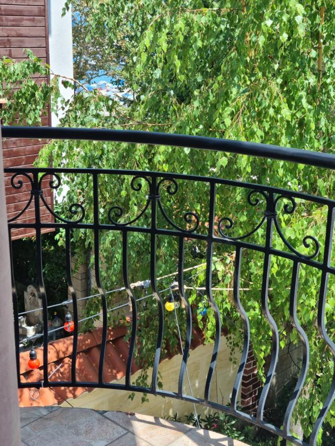Vromos Guest House Chernomorets Ngoại thất bức ảnh