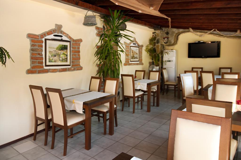 Vromos Guest House Chernomorets Ngoại thất bức ảnh