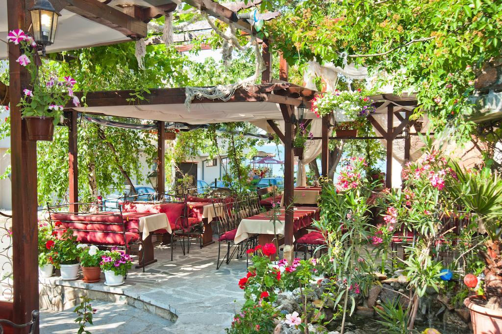 Vromos Guest House Chernomorets Ngoại thất bức ảnh