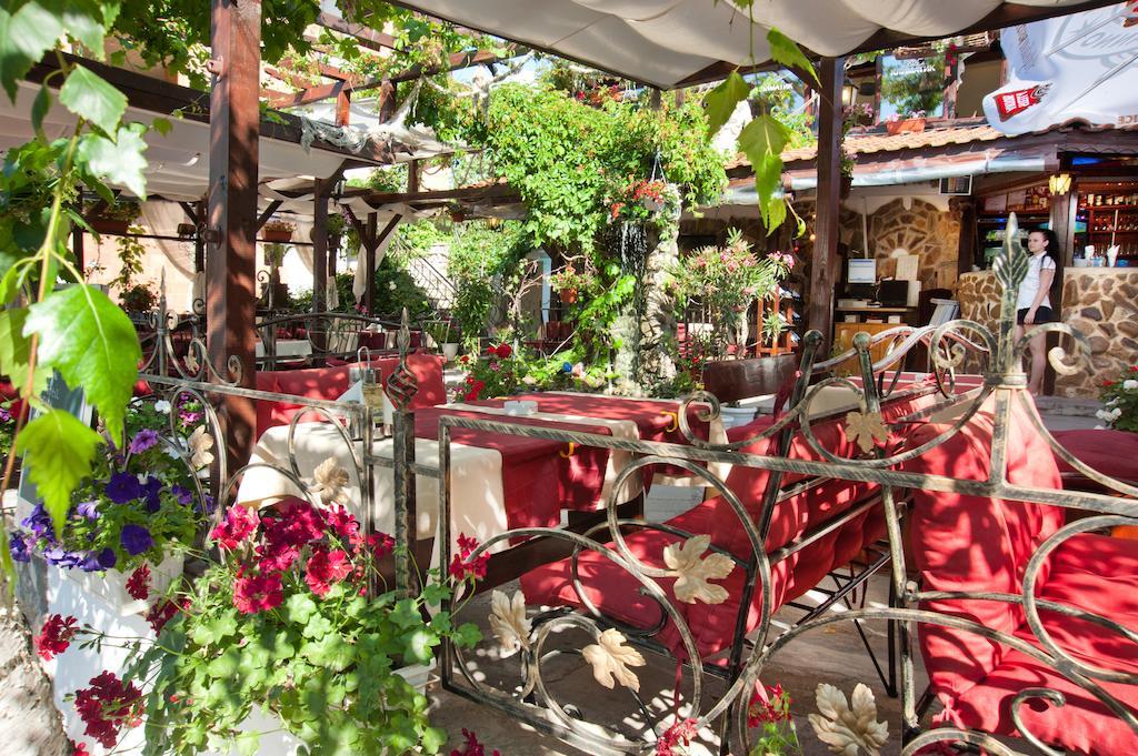 Vromos Guest House Chernomorets Ngoại thất bức ảnh