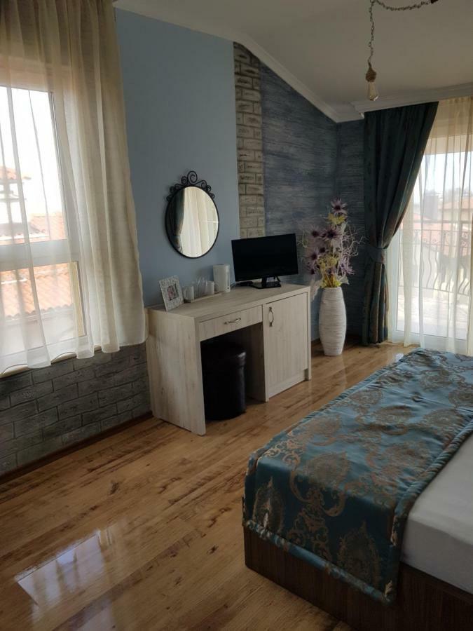 Vromos Guest House Chernomorets Ngoại thất bức ảnh